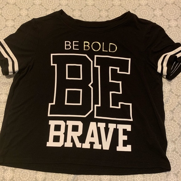 A black crop top. - Picture 1 of 2